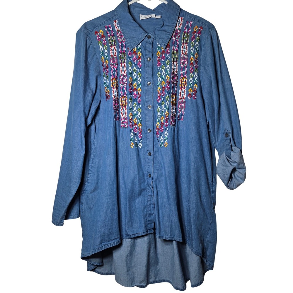 A Personal Touch Blue Denim Embroidered Button Shirt Large Boho Southwestern